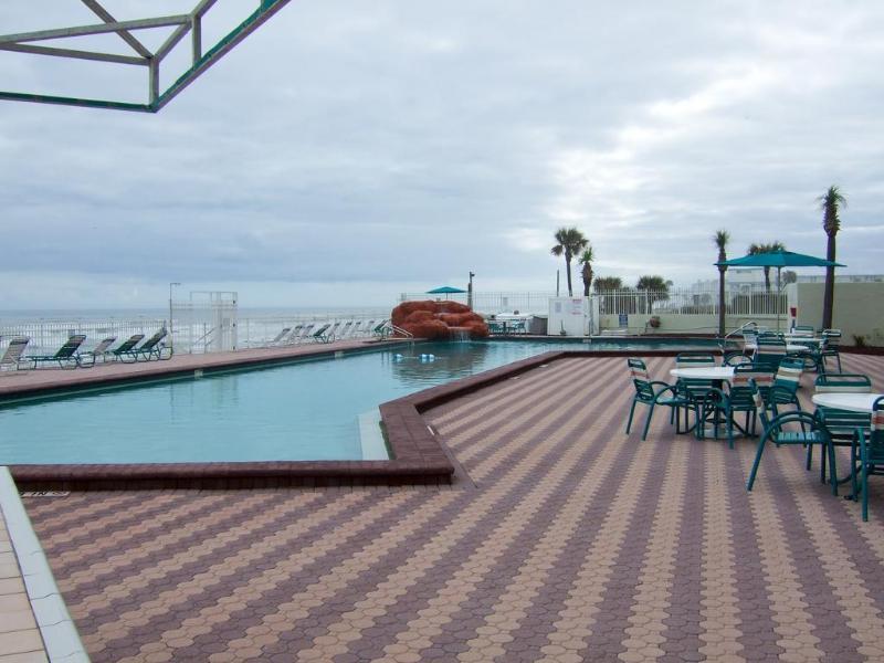 Harbour Beach Resort Studios! Daytona Beach Exterior photo